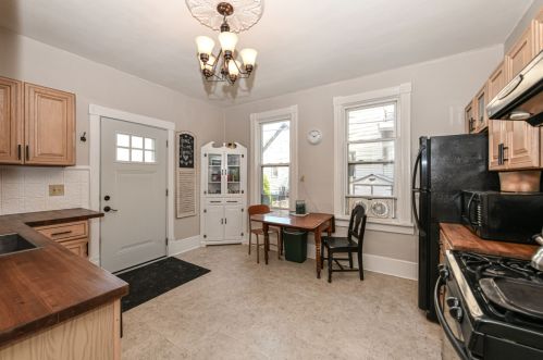 3115 Brisbane Ave, Milwaukee WI 53207-2605 exterior