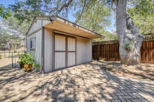 19780 Honey Hill Dr, Middletown CA  95467-8380 exterior