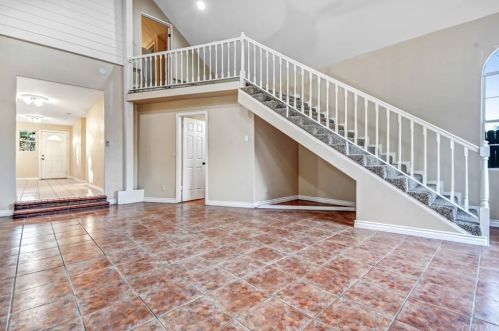 451 Kelly Ln, Colton CA  92324-2017 exterior