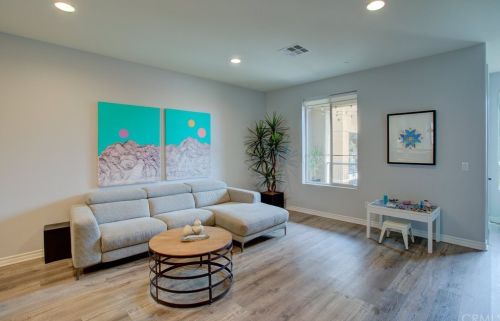 10852 Sonoma Ln, Garden Grove, CA 92843-1226