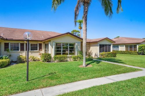 14050 Nesting Way, Delray Beach, FL 33484-8697