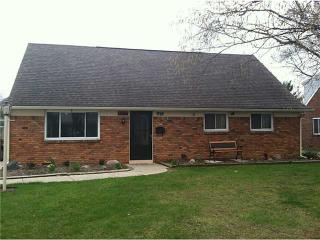 916 Joliet Dr, Maumee, OH 43537-1927