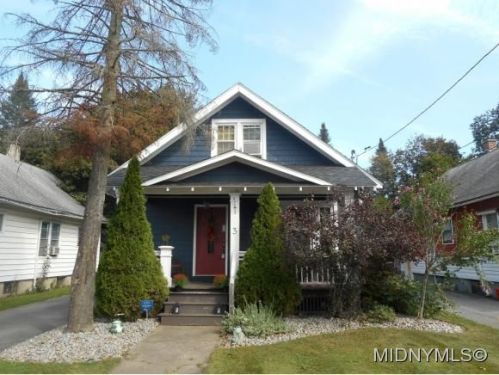 3 Minot Pl, Utica, NY 13502-1722