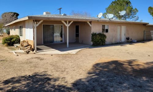 16411 Cabrillo Dr, Victorville, CA 92395-4119