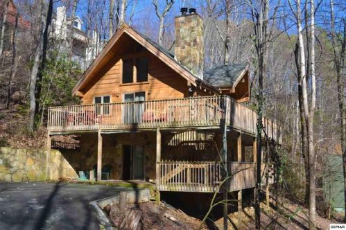 903 Stans Rd, Gatlinburg, TN 37738-3909
