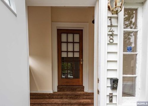 148 Webb Ave, River Edge NJ  07661-2235 exterior
