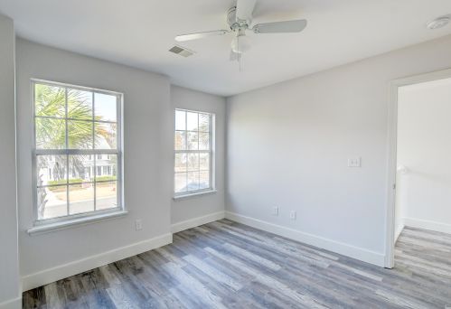 2116 Short Grass Ct, Mount Pleasant SC  29466-8161 exterior