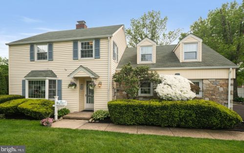540 Austin Dr, Fairless Hills, PA 19030-2107