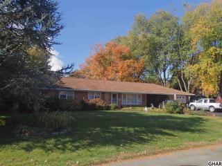 2835 Orchard Ln, Hbg Inter Airp, PA 17057-5112