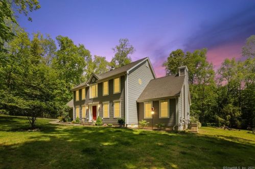 10 Shelter Rock Rd, East Haddam, CT 06423-1466