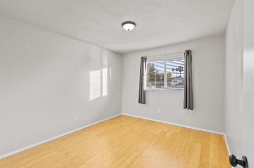 154 Oakmeade Ct, Vacaville CA exterior