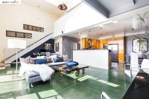 850 Grand Ave, Oakland CA  94607-3461 exterior