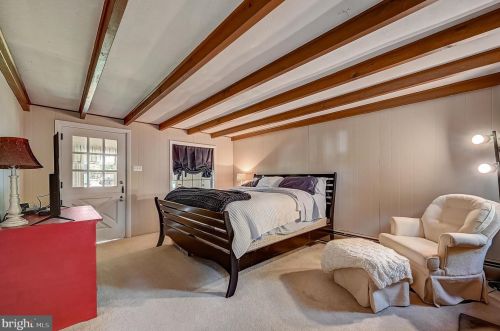 1497 Sweetbriar Ln, Lansdale PA 19446-3240 exterior