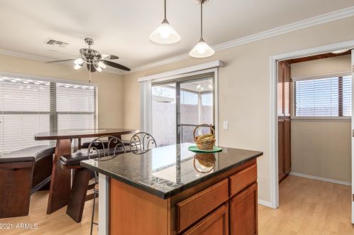 9072 80 Ln, Peoria AZ 85382-4417 exterior