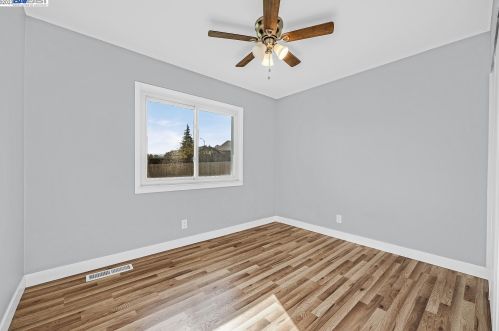 7769 Deervale Ct, Pleasanton CA  94568-1016 exterior