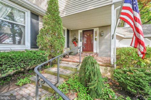 1743 Tall Oaks Rd, Molino PA  17961-9502 exterior