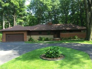 23101 Harms Rd, Cleveland, OH 44143-1639