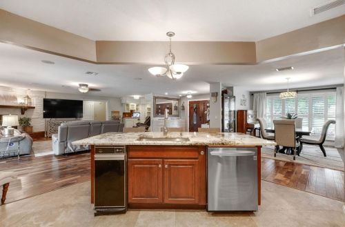 1135 Wisper Run Ct, Lutz FL  33558-5185 exterior