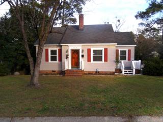 435 Rollingwood Cir, Fayetteville NC  28305-4629 exterior