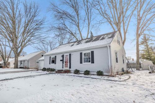 1071 Liberty St, Green Bay WI  54304-3854 exterior