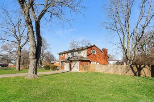 8630 Meadowlark Dr, Franklin OH  45005-4223 exterior