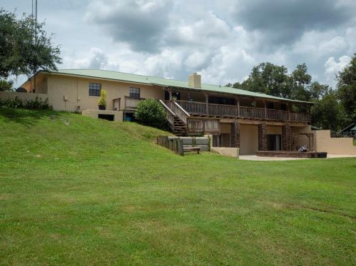 6737 180th Avenue Rd, Ocklawaha FL  32179-7002 exterior