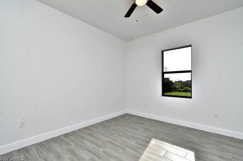 422 Progress Ave, Lehigh Acres FL 33974-0459 exterior