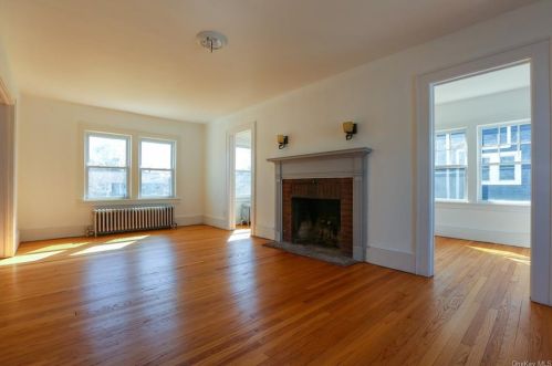 2 Wilbur Blvd, Poughkeepsie NY  12603-3406 exterior