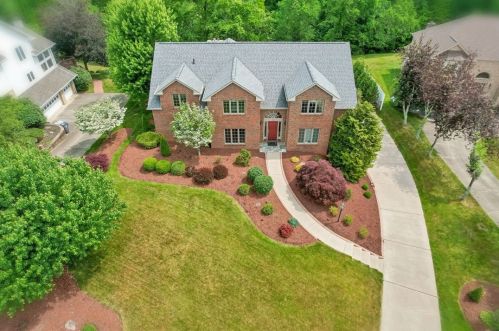 107 Trenton Cir, Canonsburg, PA 15317-3657