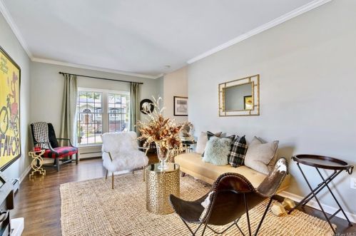 9 Murray Ln, Crotonville NY  10562-3300 exterior