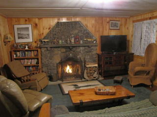 1056 Springfield Rd, Wilmington, NY 12997-2305
