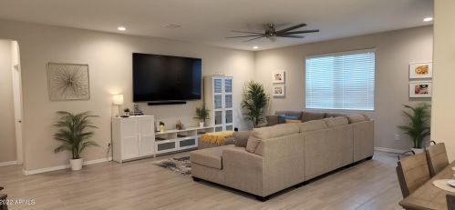 10966 Fillmore St, Avondale, AZ 85323-7200