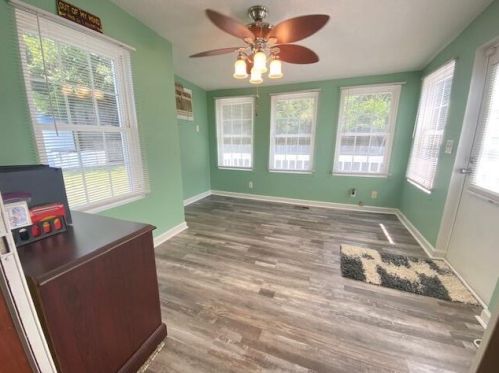 135 John St, Harleyville, SC 29448-4223