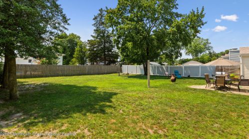 3722 River Rd, Point Pleasant Beach NJ  08742-2051 exterior