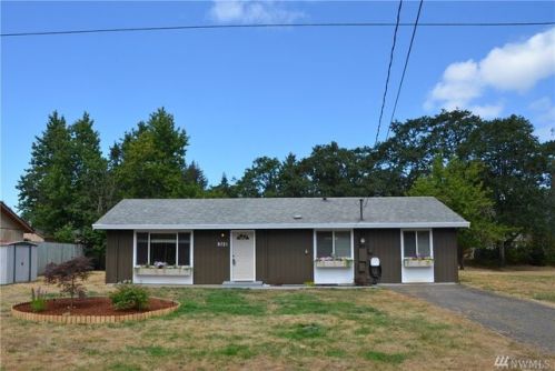 9721 Lawndale Ave, Lakewood, WA 98498-1217