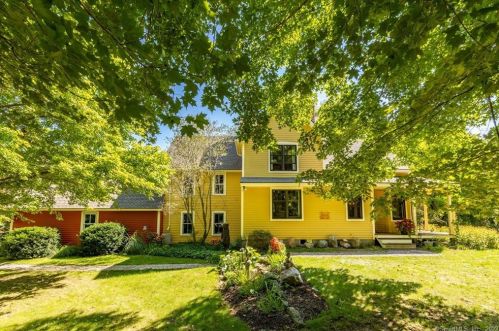 7 Spencer Brook Rd, New Hartford, CT 06057-3634