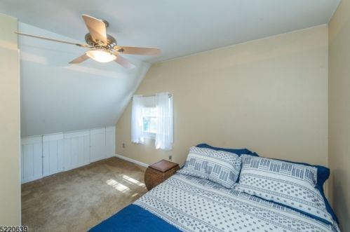 21 Lagoon Trl, Kinnelon NJ  07405-3310 exterior