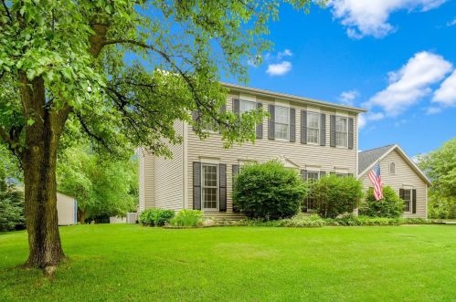51610 Villager Pkwy, Granger, IN 46530-6103