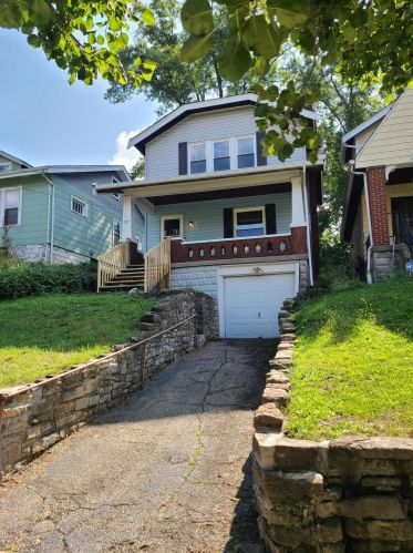 17 31st St, Covington, KY 41015-1212