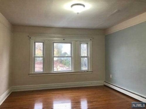 213 Clinton St, East Orange NJ  07018-2508 exterior