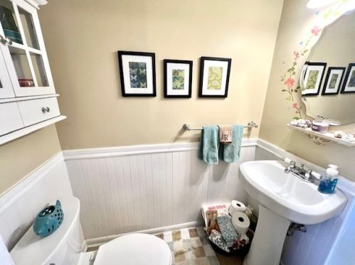 114 Oakhurst Rd, Pittsburgh PA  15215-1452 exterior