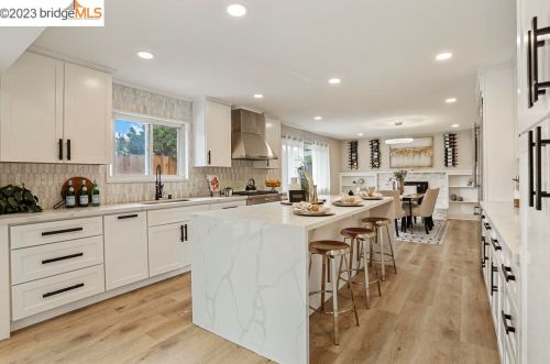 9531 Davona Dr, San Ramon CA  94583-4014 exterior