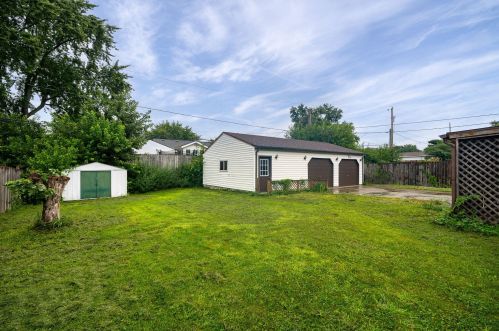 1264 Frayne Dr, New Carlisle OH  45344-2816 exterior