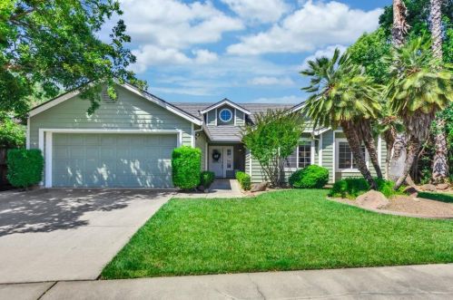9516 Laguna Lake Way, Elk Grove, CA 95758-4209