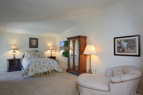 1245 Upland Hills Dr, Upland CA  91784-9167 exterior