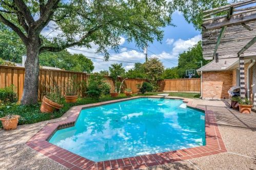 4455 Forest Bend Rd, Dallas TX  75244-6418 exterior