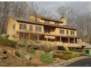 237 Mountain Rd, Ridgefield, CT 06877-2915