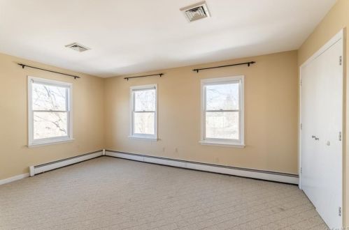 1 Bede Ter, Cornwall NY  exterior