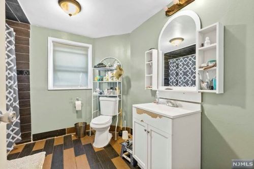 282 Rossiter Ave, Paterson NJ  07502-1317 exterior