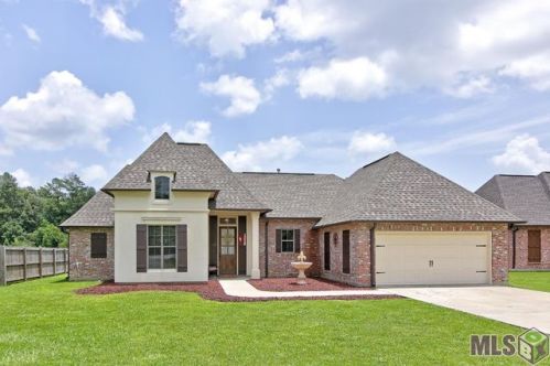 29940 Marsh Dr, Livingston, LA 70754-2402
